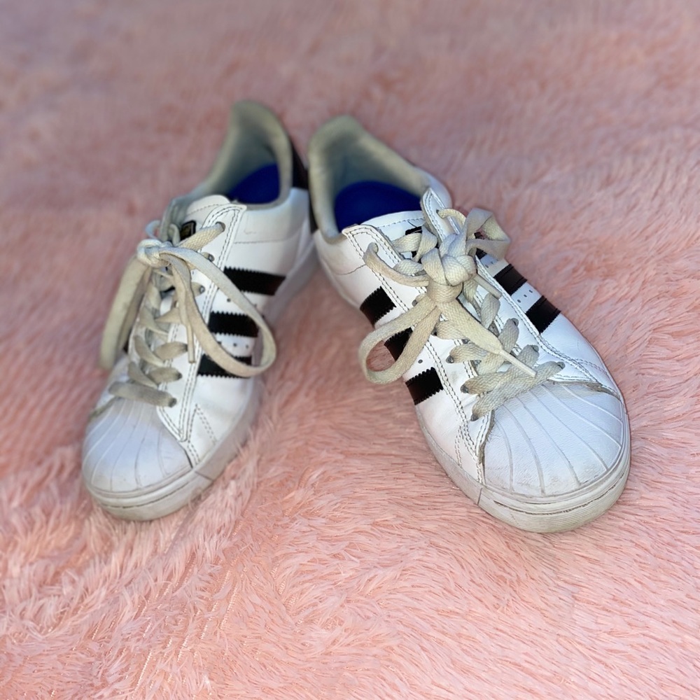 Adidas 3 stripe shoes
